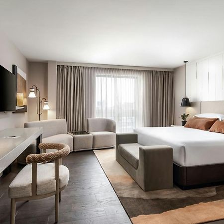 Sheraton Toronto Airport Hotel & Conference Centre Esterno foto