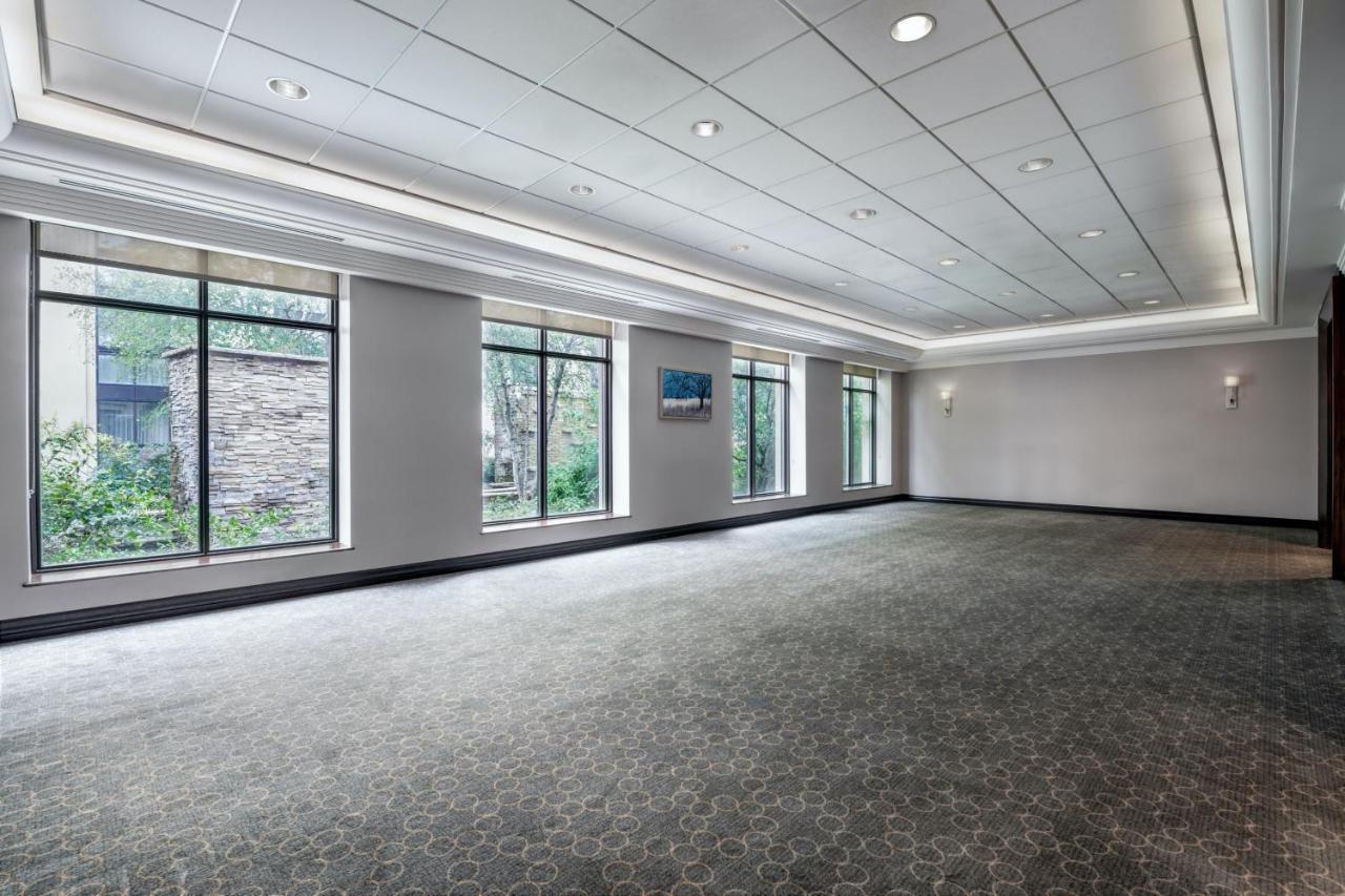 Sheraton Toronto Airport Hotel & Conference Centre Esterno foto