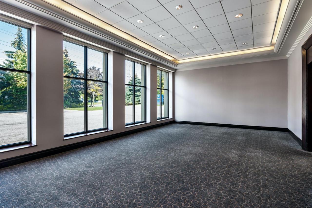Sheraton Toronto Airport Hotel & Conference Centre Esterno foto