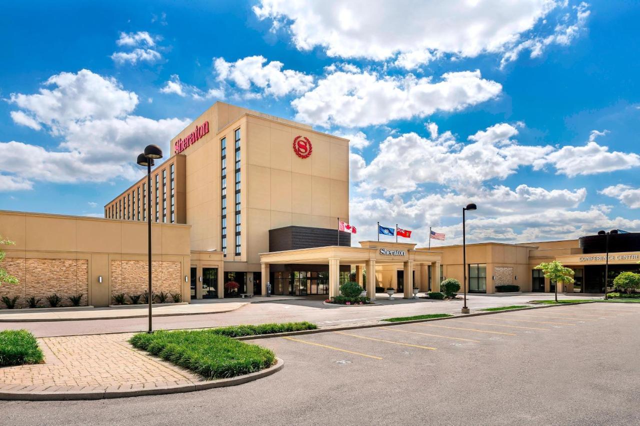 Sheraton Toronto Airport Hotel & Conference Centre Esterno foto