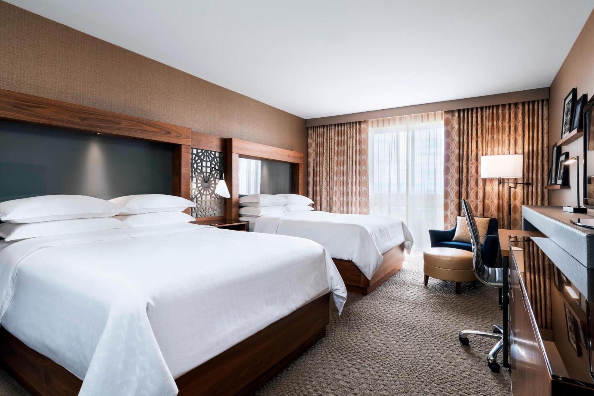 Sheraton Toronto Airport Hotel & Conference Centre Esterno foto