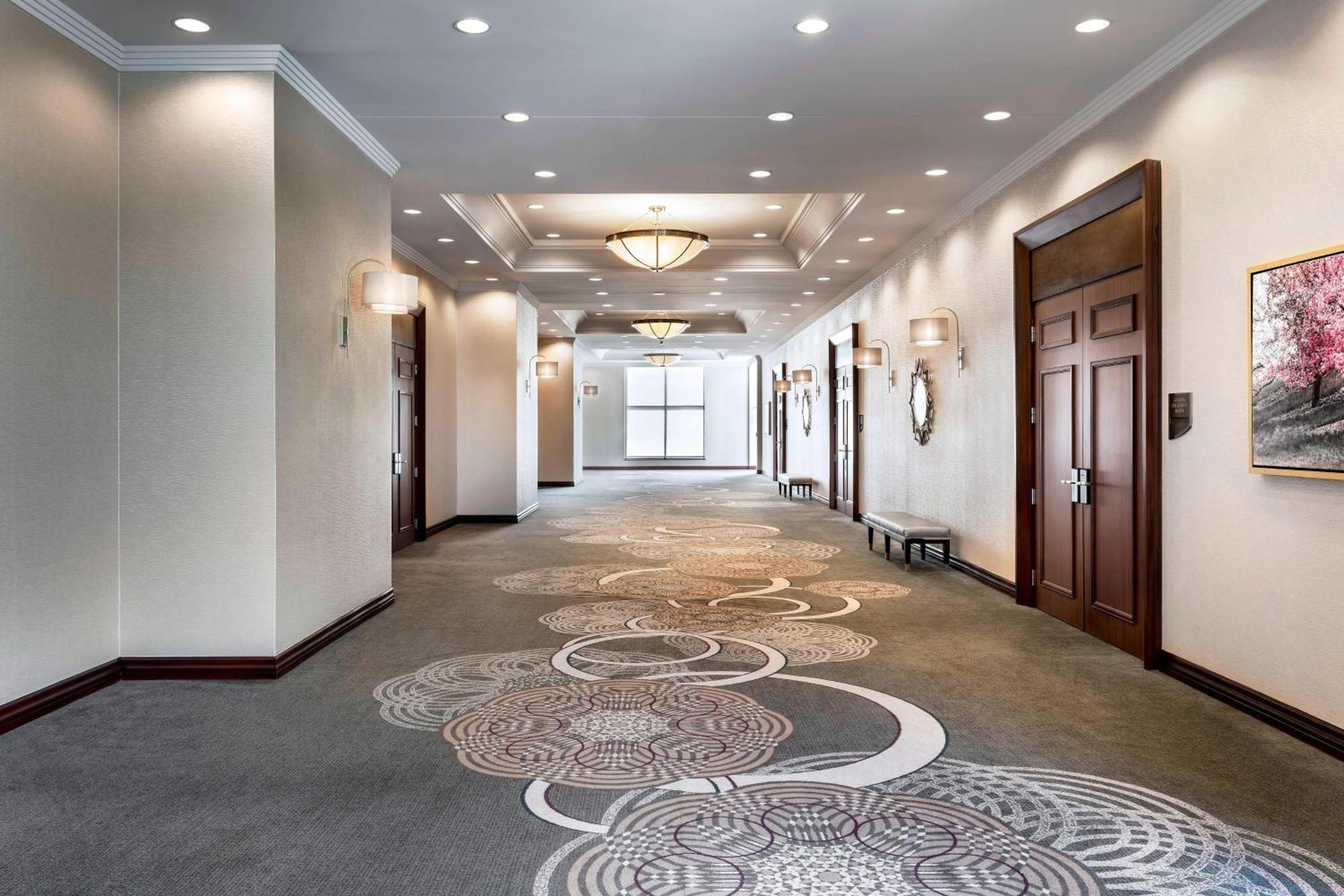 Sheraton Toronto Airport Hotel & Conference Centre Esterno foto