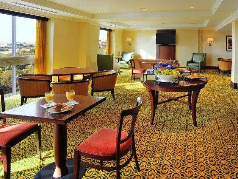 Sheraton Toronto Airport Hotel & Conference Centre Esterno foto